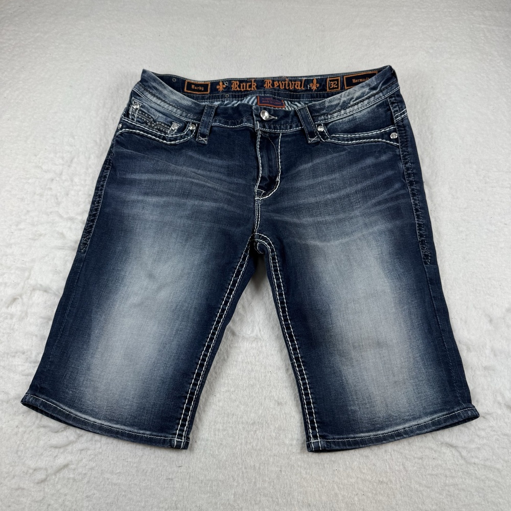 Rock Revival Shorts Womens Size 32 Blue Bermuda Denim Rhinestone Back Pockets